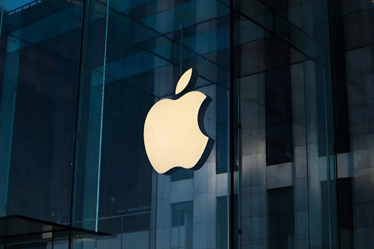 Según informes, Apple adquiere servicios de inteligencia artificial de la empresa tecnológica china Baidu.