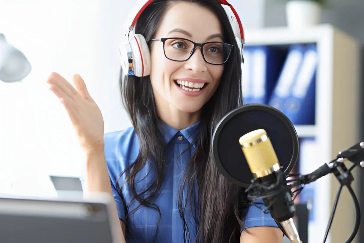 MasterClass Coach Radio Host: Entrenamiento para Locutores