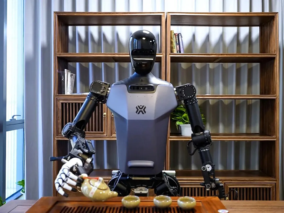 robots humanoides realistas ubtech