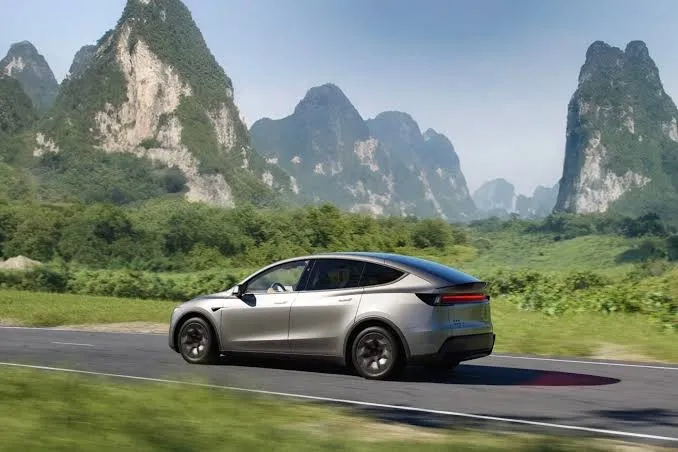 nuevo tesla model yl disponible en usa