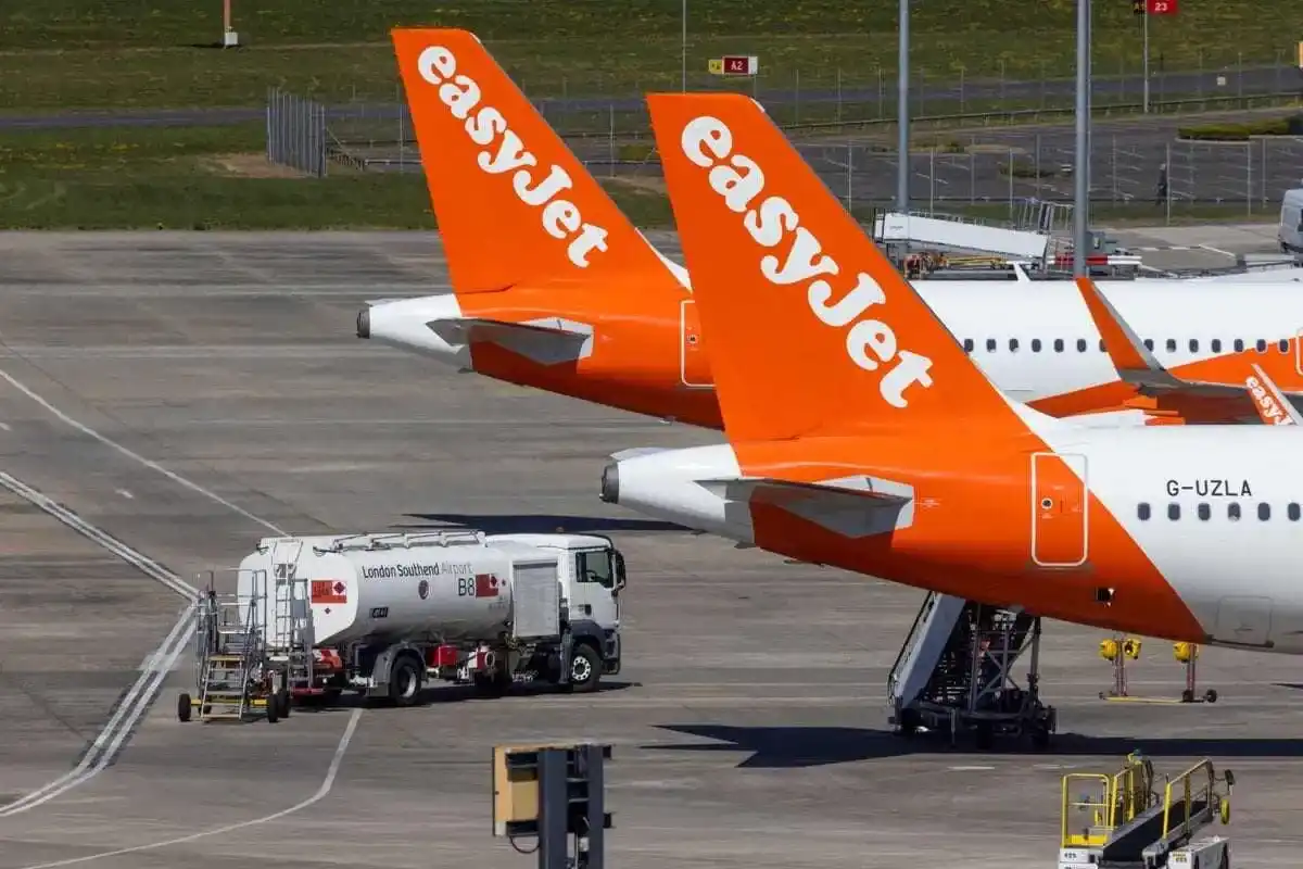 acuerdo adquisicion easyjet 11zon