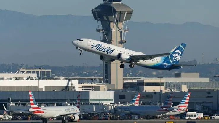 Alaska Air registra pérdidas en el segundo trimestre debido a los costos del combustible