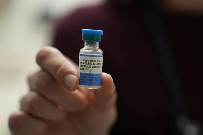 Una mujer no vacunada probablemente murió por complicaciones del sarampión según el forense del condado de Pensilvania