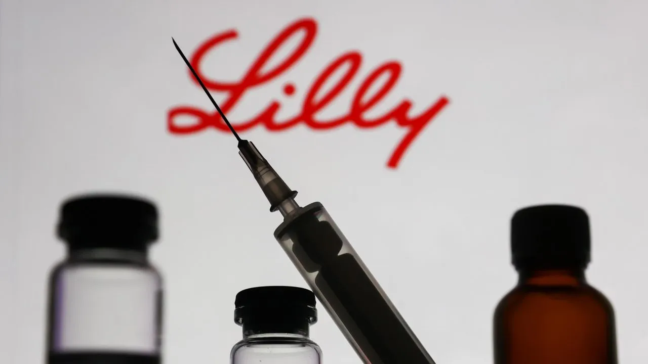 Eli Lilly afirma que un régimen combinado para la obesidad que ha sido objeto de gran atención acelera la pérdida de peso en un ensayo de fase intermedia