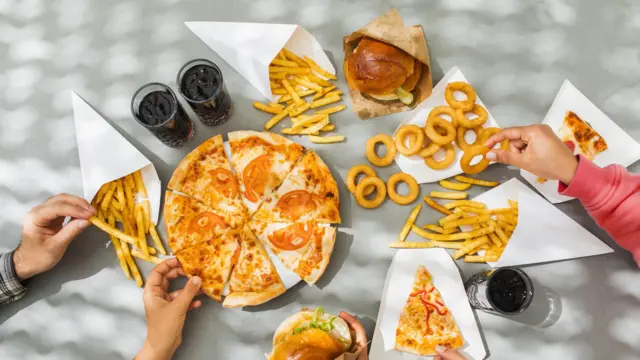 Un estudio revela que nueve de cada diez artículos de investigación que cuestionan la definición de alimentos ultraprocesados
